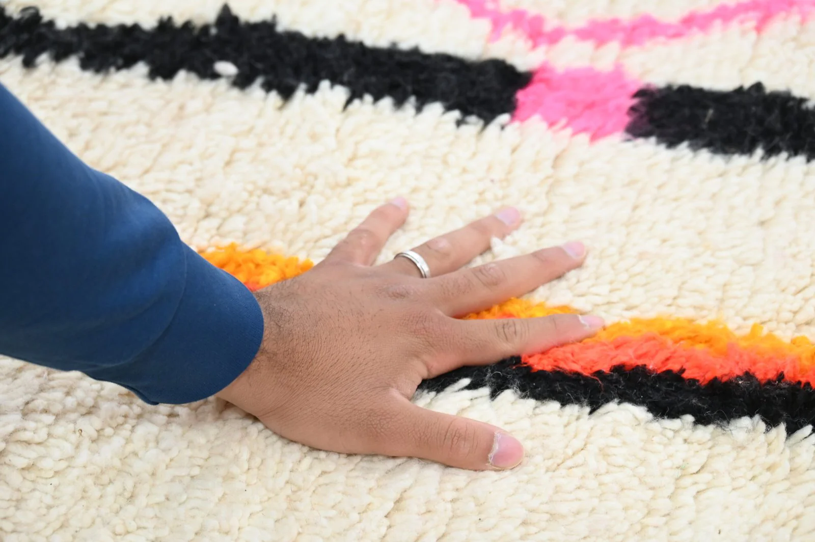 Tapis traditionnel Azilal 315 X 194 Cm - Image 2