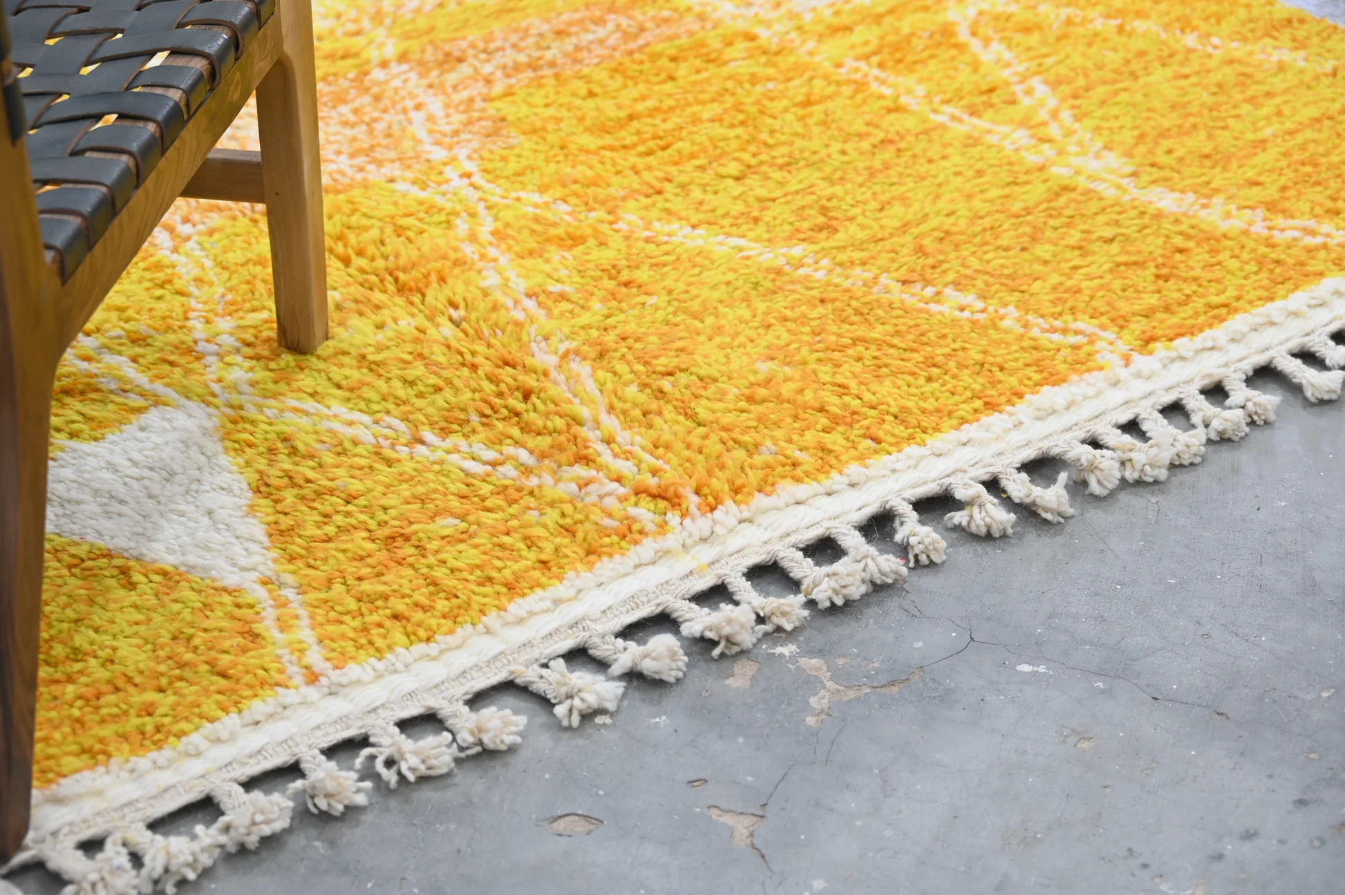 Tapis traditionnel Azilal 310 X 205 Cm - Image 3