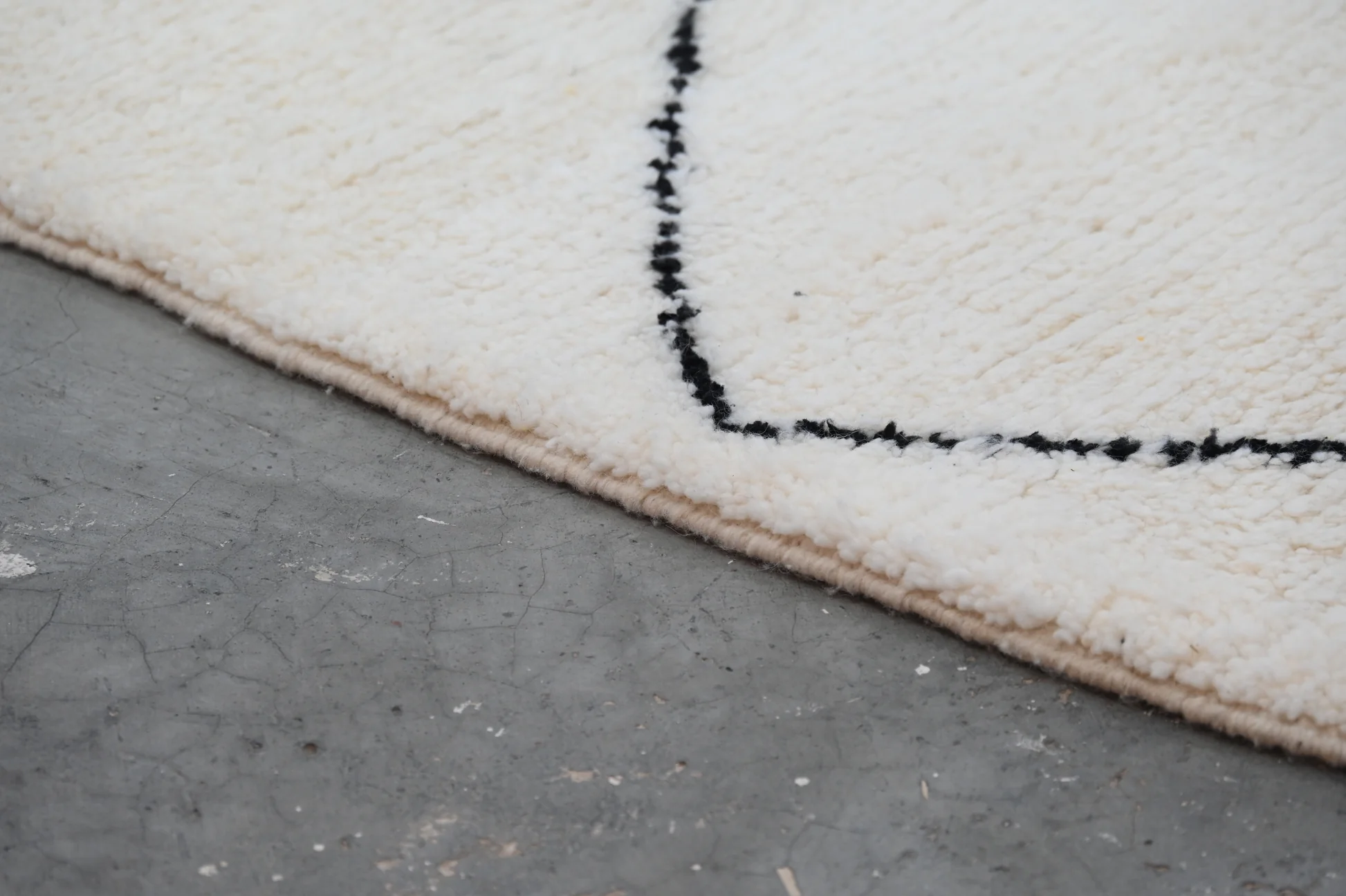 Tapis traditionnel Beni Ouarain 300 X 210 Cm - Image 9