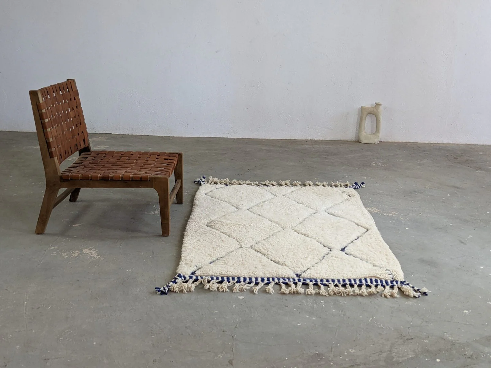 Petit tapis traditionnel Beni Ouarain 154 X 106 Cm - Image 6