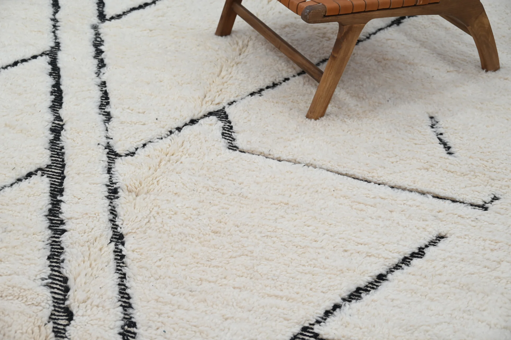 Tapis traditionnel Beni Ouarain 330X 200 Cm - Image 6