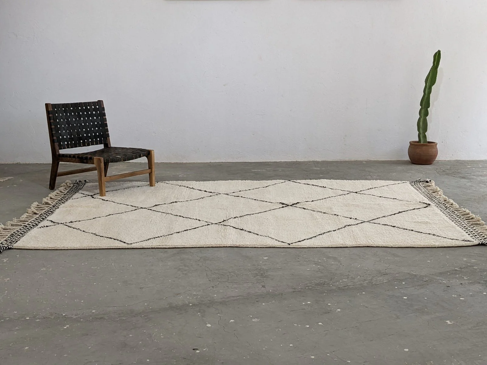 Tapis traditionnel Beni Ouarain 300 X 207 Cm - Image 6