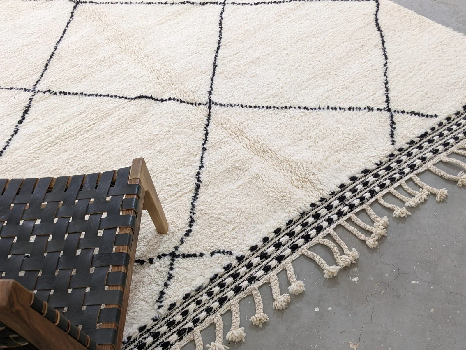 Tapis traditionnel Beni Ouarain 300 X 207 Cm - Image 3