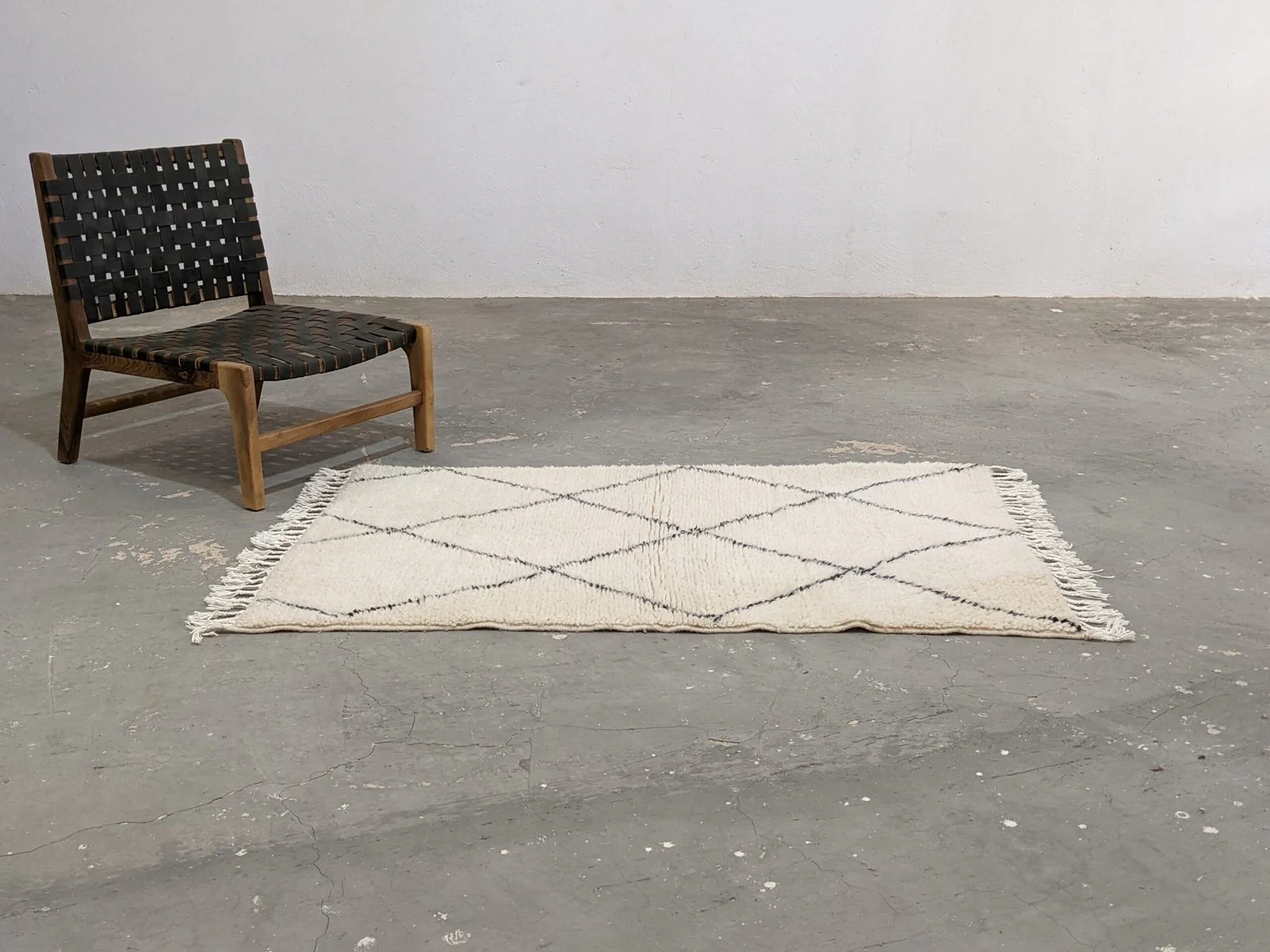 Petit tapis traditionnel Beni Ouarain 150 X 100 Cm - Image 5