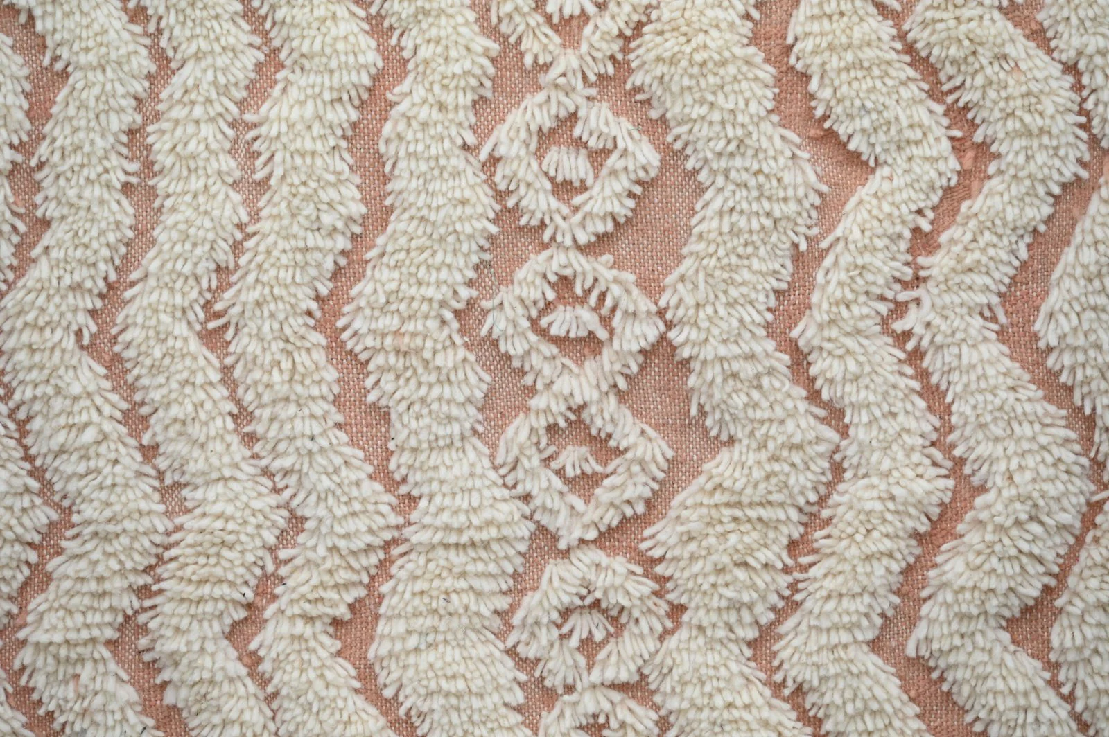 Petit tapis traditionnel Azilal 145 X 97 Cm - Image 2